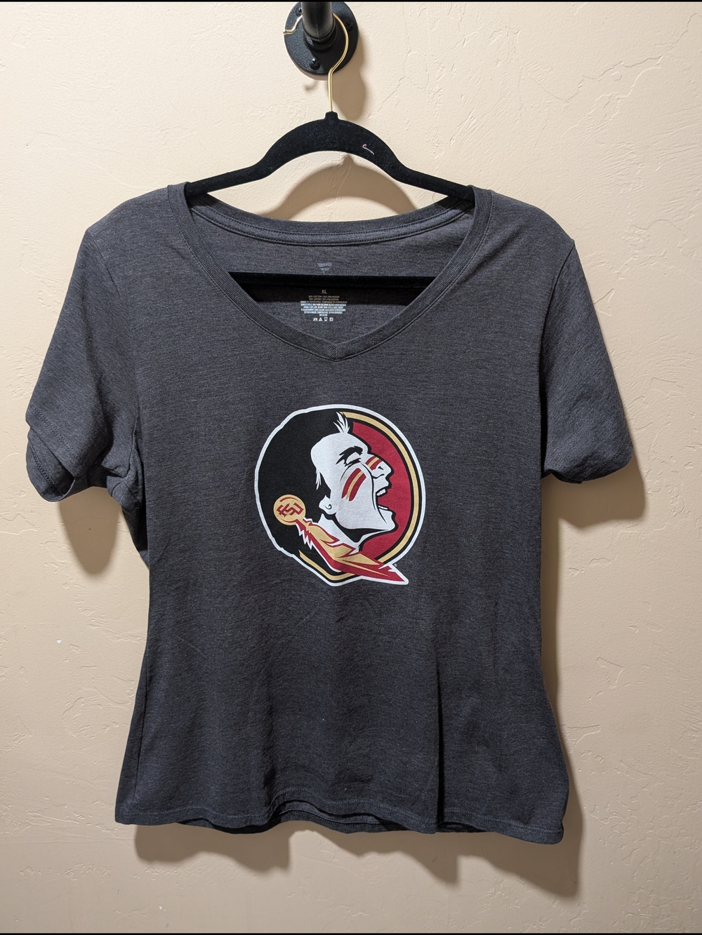 Womans FSU Florida State Seminoles Fanatics Short Sleeve V-Neck Tshirts XL Gray